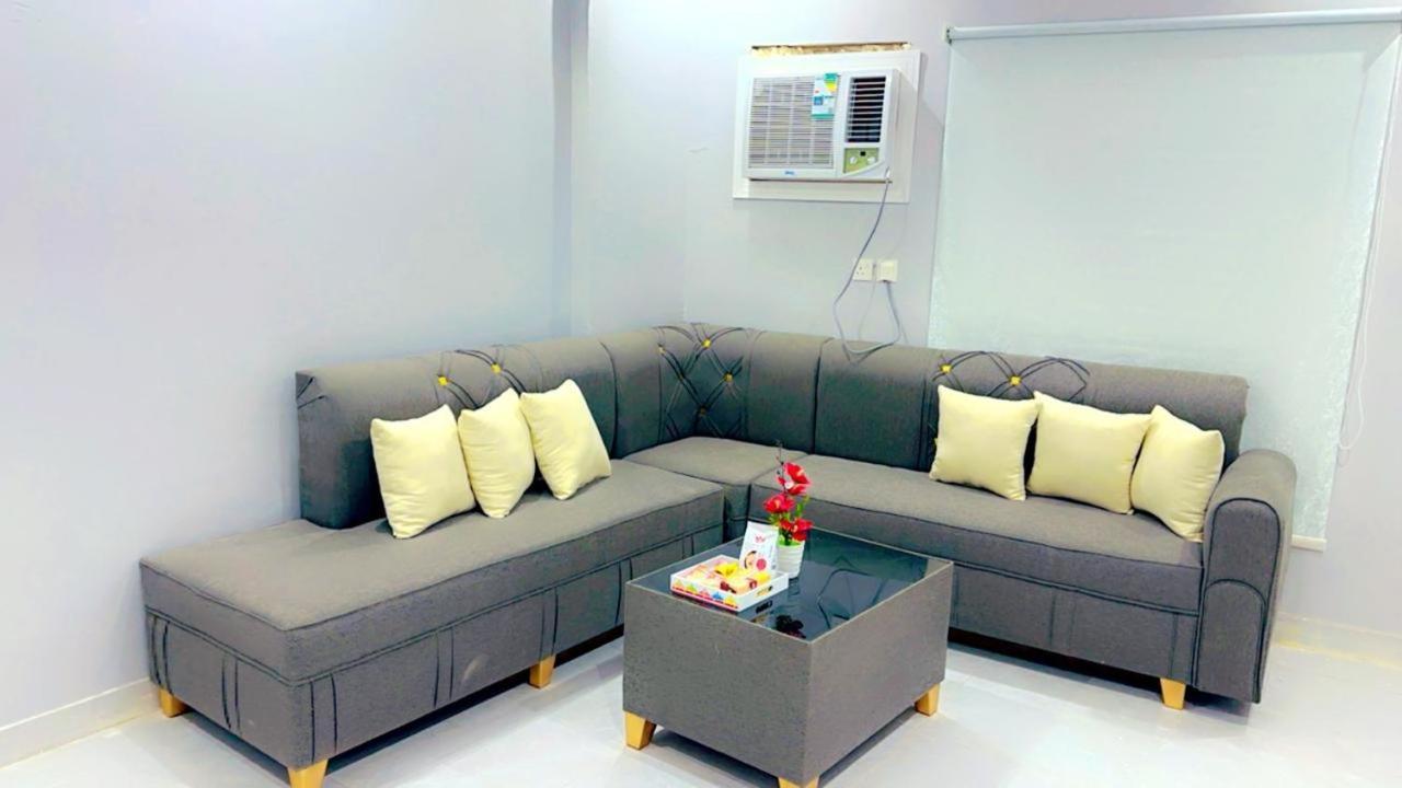 دار المدينة House Madinah Apartment Медина Екстериор снимка
