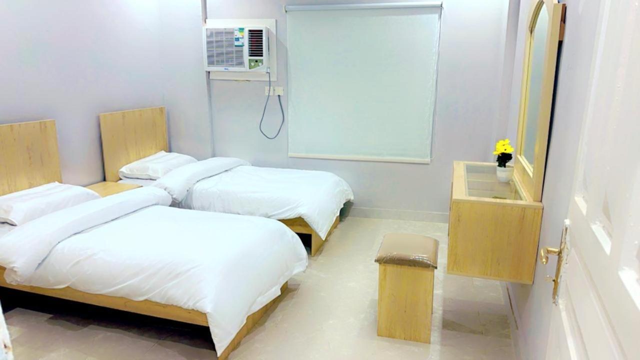 دار المدينة House Madinah Apartment Медина Екстериор снимка